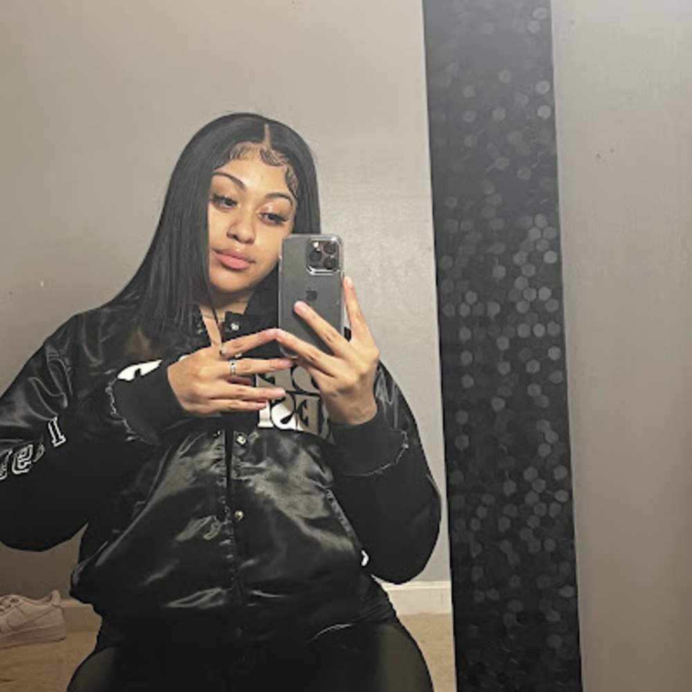 Meet your Posher, Ke'mya